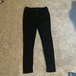 These are black jeggings they are size 9 and the brand is So.